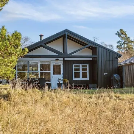 Charmerende - 200 M Fra Stranden Bøtø By