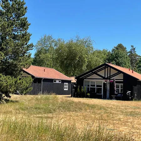 別荘 Charmerende - 200 M Fra Stranden *