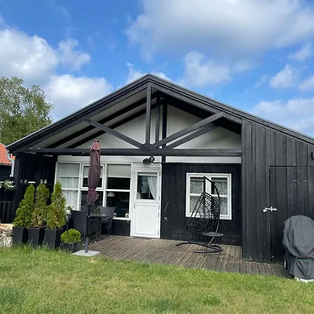 Charmerende - 200 M Fra Stranden 別荘 *